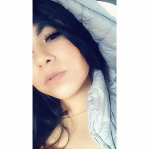 Meet your Posher, Tania